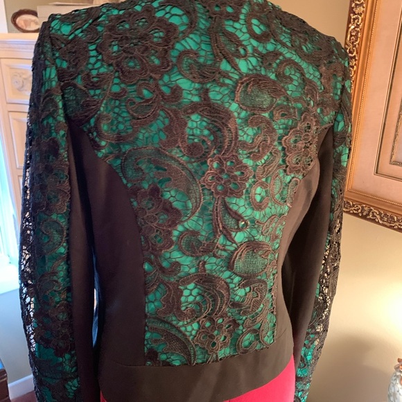 NWOT Grifflin Lace contrast jacket with zipper front - Picture 6 of 14